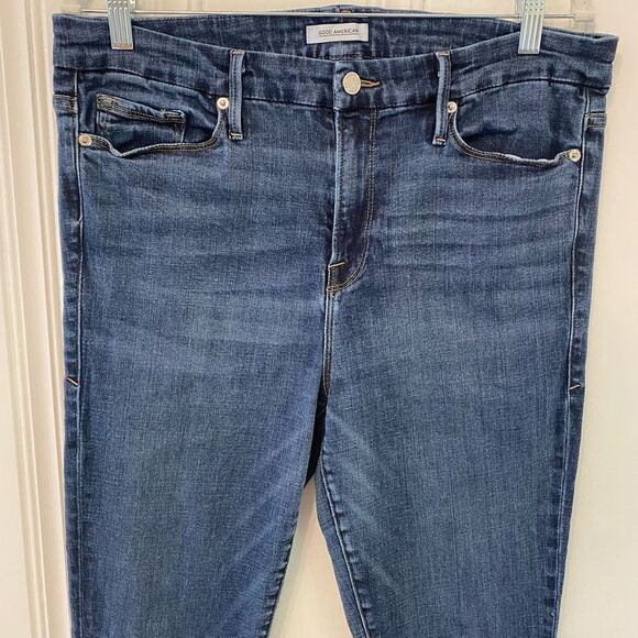 Good American Good Legs High Rise Stretch Blue 089 Jeans. Size 15/33 - Picture 2 of 13